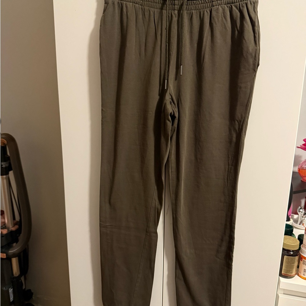 Aritzia Olive Straight Leg Pants